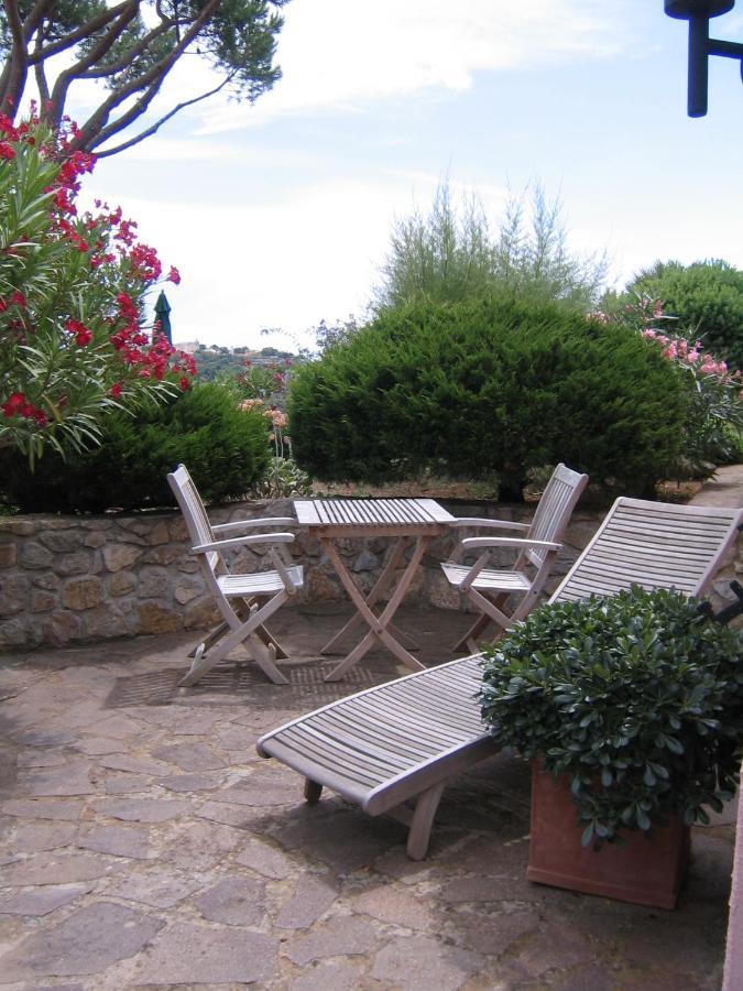 Studio-Appartment In Landhaus Mit Meerblick Porto Azzurro Exterior photo